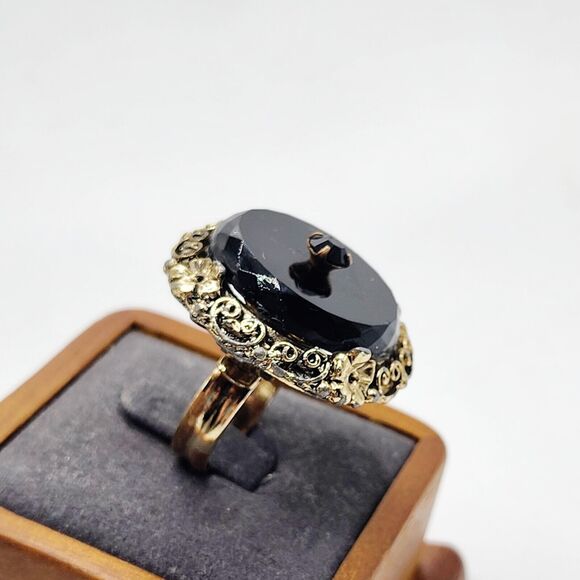 Antique Vintage Beautiful Large Black Glass Adjustable Cocktail Ring Gold Tone - Picture 1 of 8